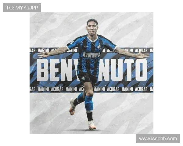 阿什拉夫积极恢复中观看皇马比赛与朋友聚会依靠助行器行走展现乐观态度